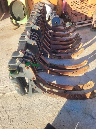 Brazos chisel rastrojero Kuhn 