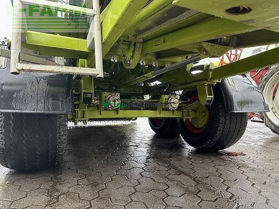 Empacadora gigant - Claas - quadrant 2200 rc