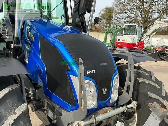 Tractor agrícola - Valtra - n163 versu tractor (st25841) Versu