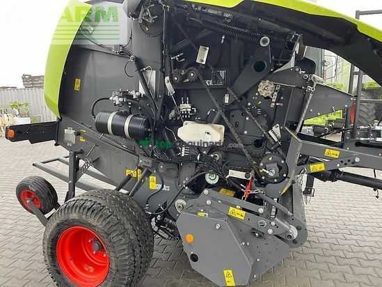 Empacadora gigant - Claas - variant 480 rc pro