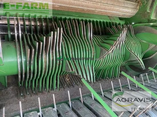 Empacadora gigant - John Deere - f441r