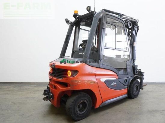Elevadora - Linde - h 25 d 1202