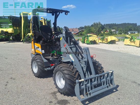 Minicargadora - Giant - g2200 hd