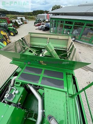 Cosechadora de Cereal - John Deere - t560