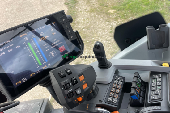TRACTOR VALTRA Q265 (9025)
