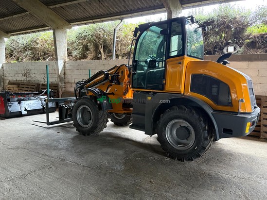 Cargador telescópico MB ER2500T