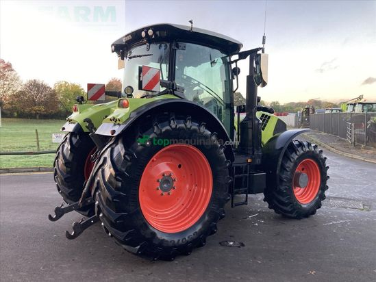 Tractor agrícola - Claas - ARION 660 CIS+