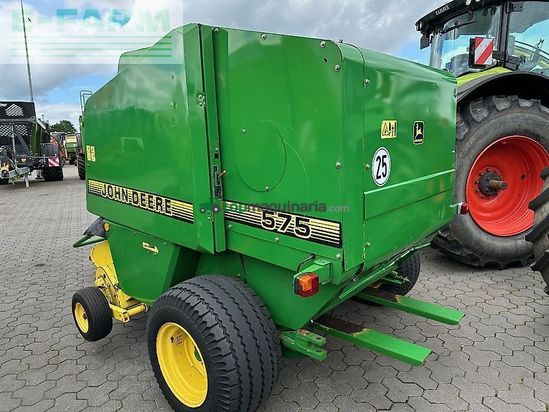 Empacadora gigant - John Deere - 575