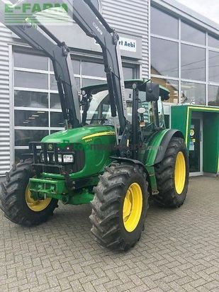 Tractor agrícola - John Deere - 5100r