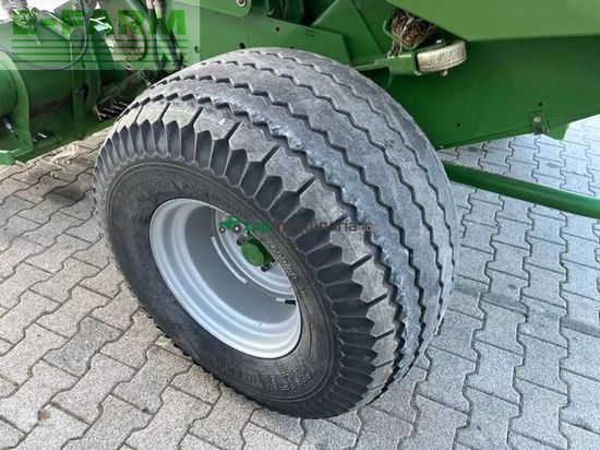 Empacadora gigant - Krone - comprima f 155 xc