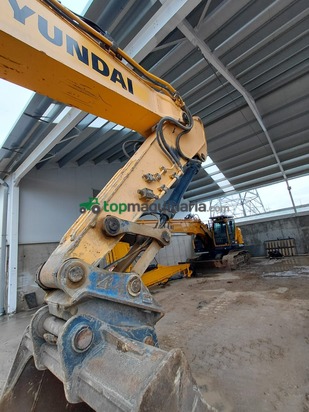 Excavadora HYUNDAI HX220L