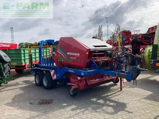 Empacadora gigant - Welger - rp 235 mit göweil wickler