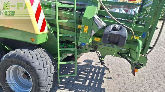 Empacadora gigant - Krone - bigpack 1270 xc