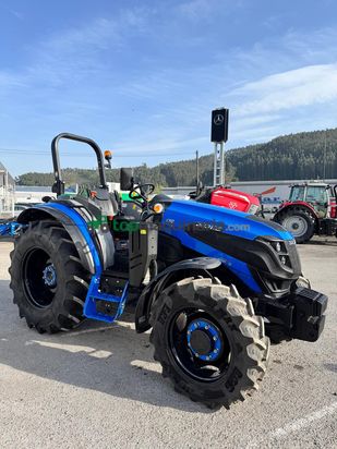 TRACTOR SOLIS S90 NUEVO 90CV 4X4 HIDRÁULICOS ENGANCHE DOBLE