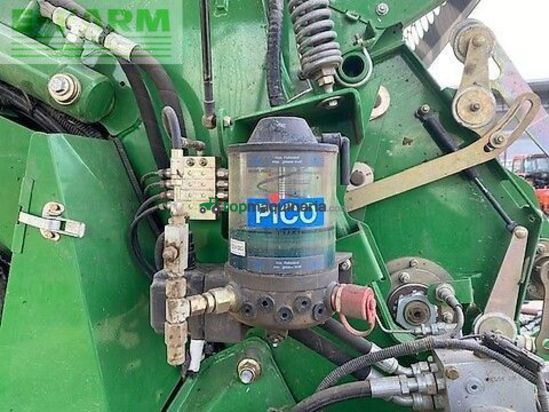 Empacadora gigant - John Deere - 960