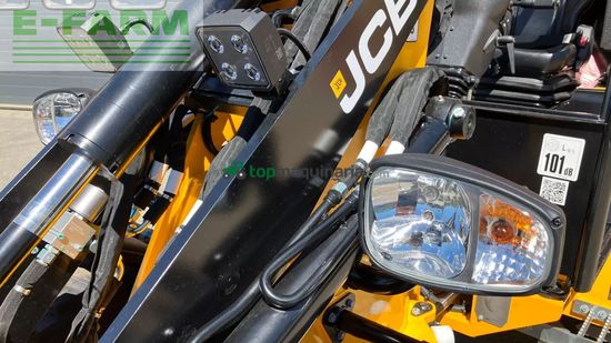 Minicargadora - JCB - 403 plus agri med jst skovl og pallegaffel