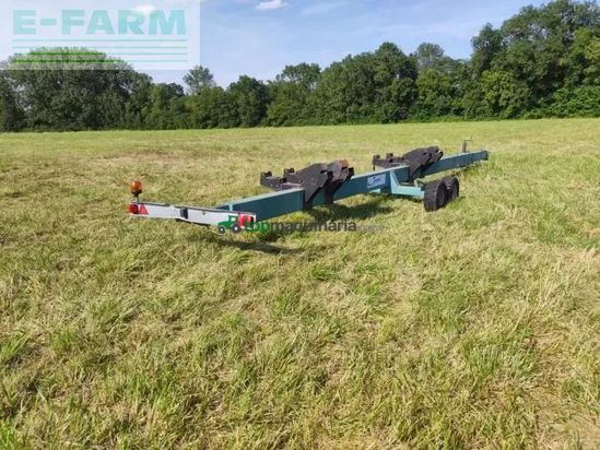 Cosechadora de Cereal - New Holland - cr9060