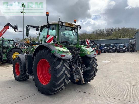 Tractor agrícola - Fendt - 724 power plus tractor (st26344)