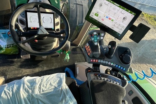 TRACTOR FENDT 726 G7 POWER PLUS