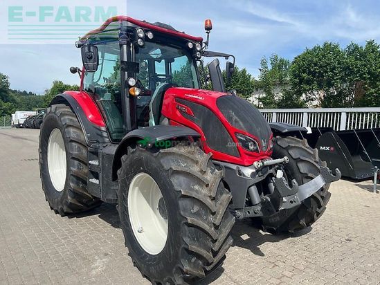 Tractor agrícola - Valtra - n155 a mit rüfa und forstkabine