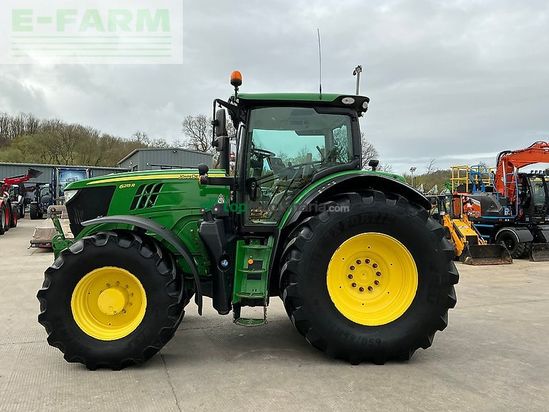 Tractor agrícola - John Deere - 6215r premium edition tractor (st26314)