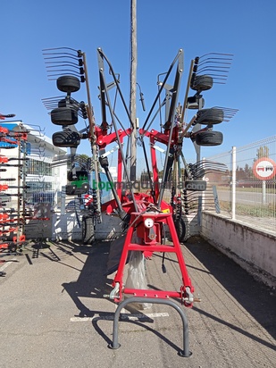 Rastrillo - Massey Ferguson 8m