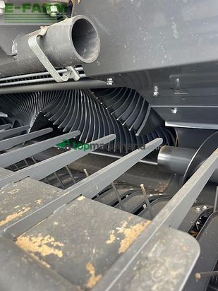 Empacadora gigant - Massey Ferguson - rb4180 v