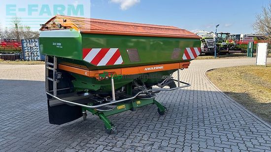 Esparcidor - Amazone - za-v 3200 profis tronic + amatron 4