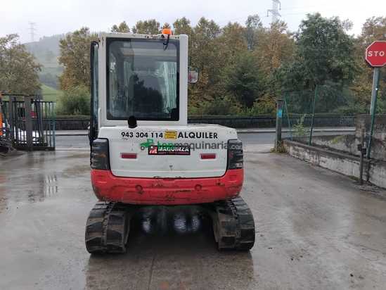 Miniexcavadora TAKEUCHI TB250