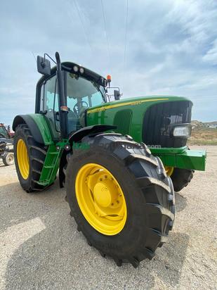 Tractor agrícola - John Deere - 6820