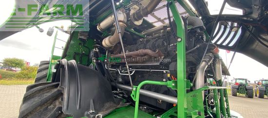 Cosechadora de Cereal - John Deere - 9700