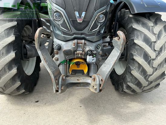 Tractor agrícola - Valtra - t254 versu tractor (st26300)