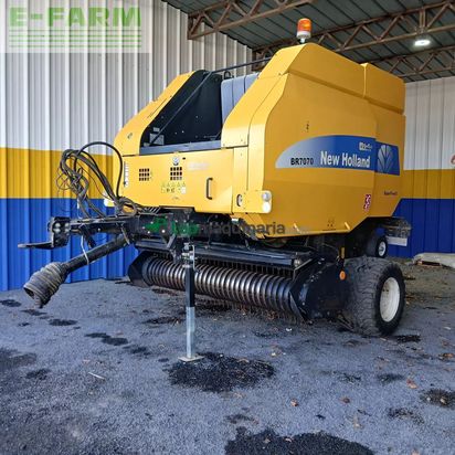 Empacadora gigant - New Holland - br7070