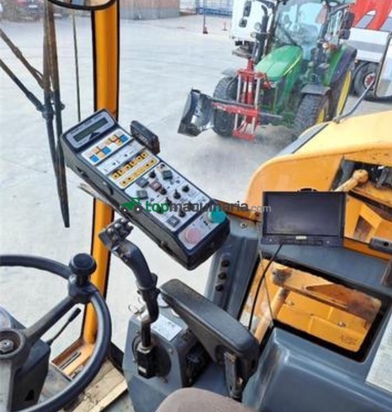 VENDIMIADORA AUTOPROPULSADA PELLENC 3200