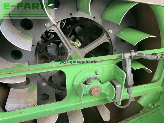 Cosechadora de Cereal - John Deere - t670