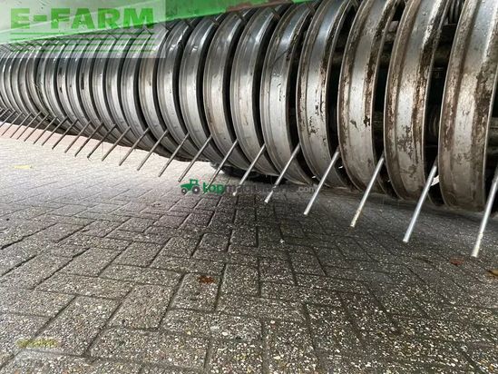 Empacadora gigant - John Deere - c441r