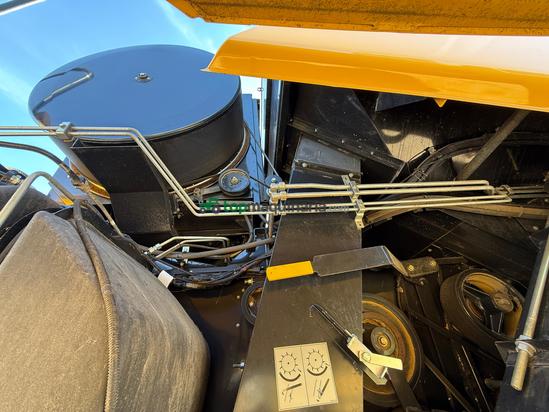 Cosechadora de Cereal - New Holland - CX6.80 SL