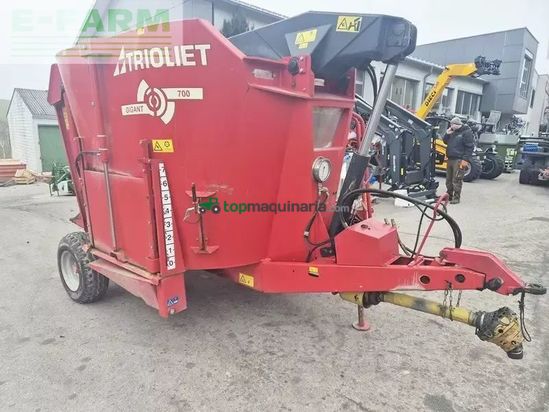 Remolqu esparcidor - Trioliet - gigant 700 futtermischwagen