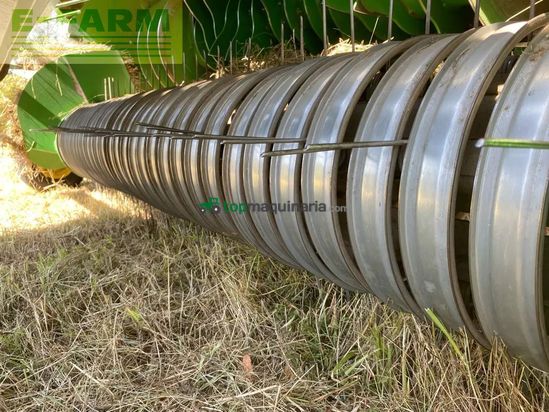 Empacadora gigant - John Deere - v451m