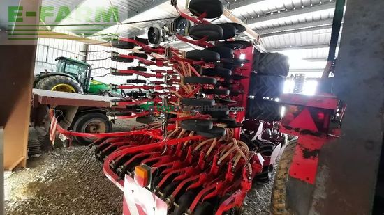 Sembradora directa - Pöttinger - terrasem c6