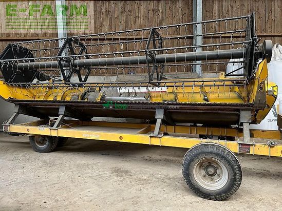 Cosechadora de Cereal - New Holland - tc5070