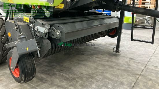 Empacadora gigant - Claas - Variant 485 RC