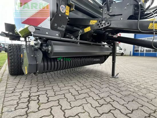 Empacadora gigant - Claas - variant 580 rc trend