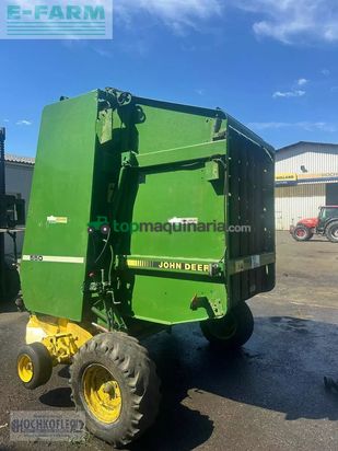 Empacadora gigant - John Deere - 550