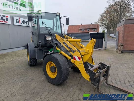 Minicargadora - Komatsu - wa 80m-8