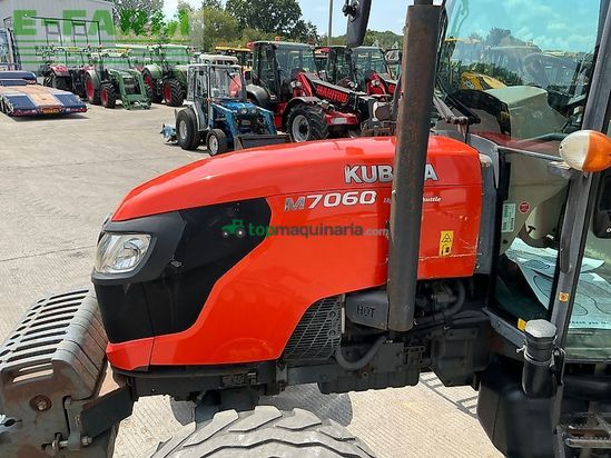 Tractor agrícola - Kubota - m7060 hydraulic shuttle tractor (st25809)