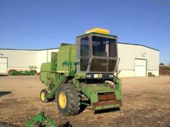 Cosechadora de Cereal - John Deere -  955