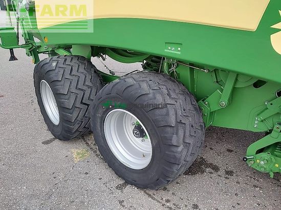 Empacadora gigant - Krone - big pack 1270 xc prechop
