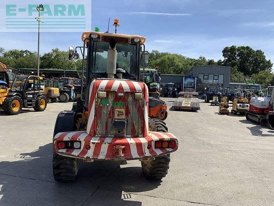 Minicargadora - JCB - 411ht wheeled loading shovel (st23361)
