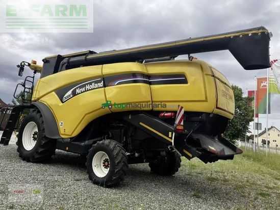 Cosechadora de Cereal - New Holland - cx 880